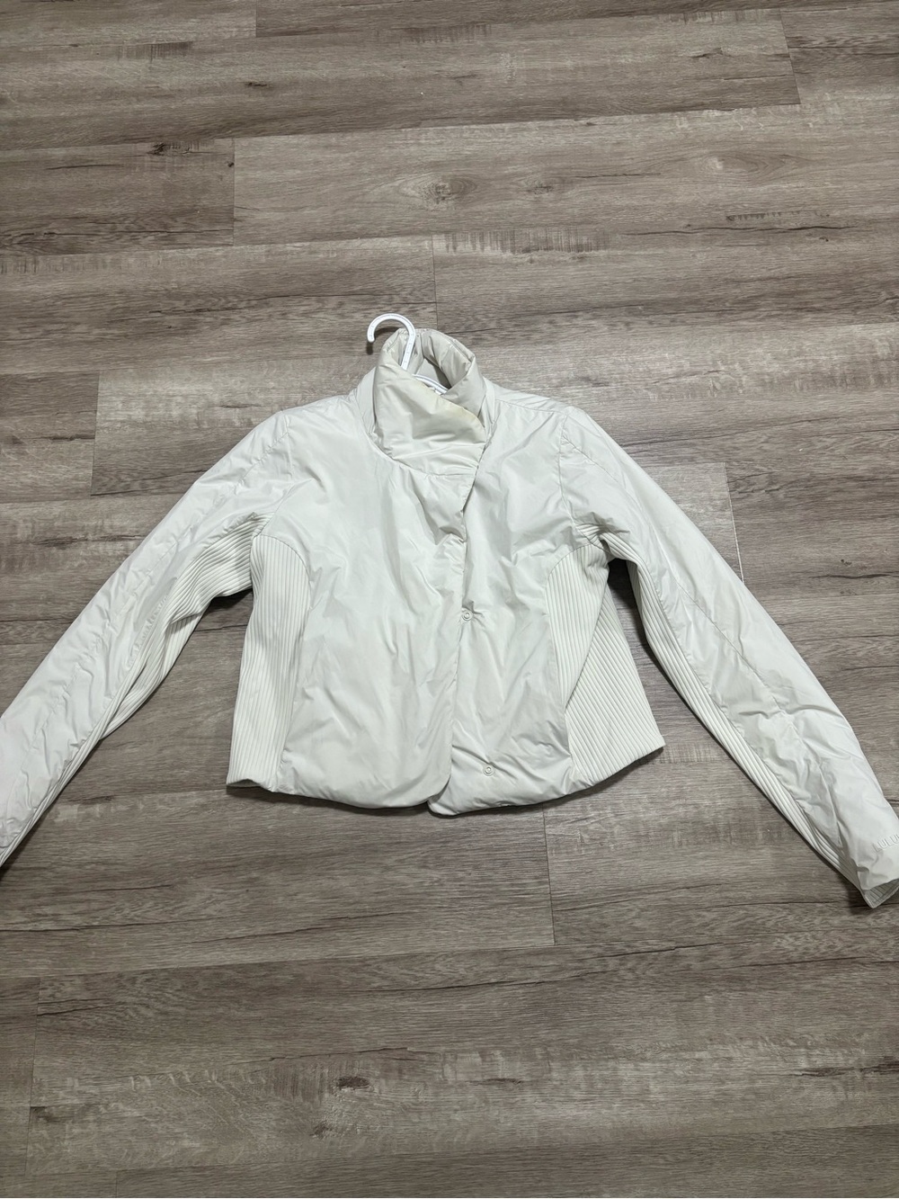 Women's White Lightweight Puffer Jacket